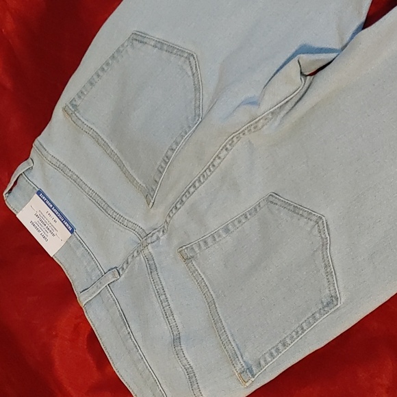 Ultra High Waist H&M Curvy Jeggings - Picture 6 of 6